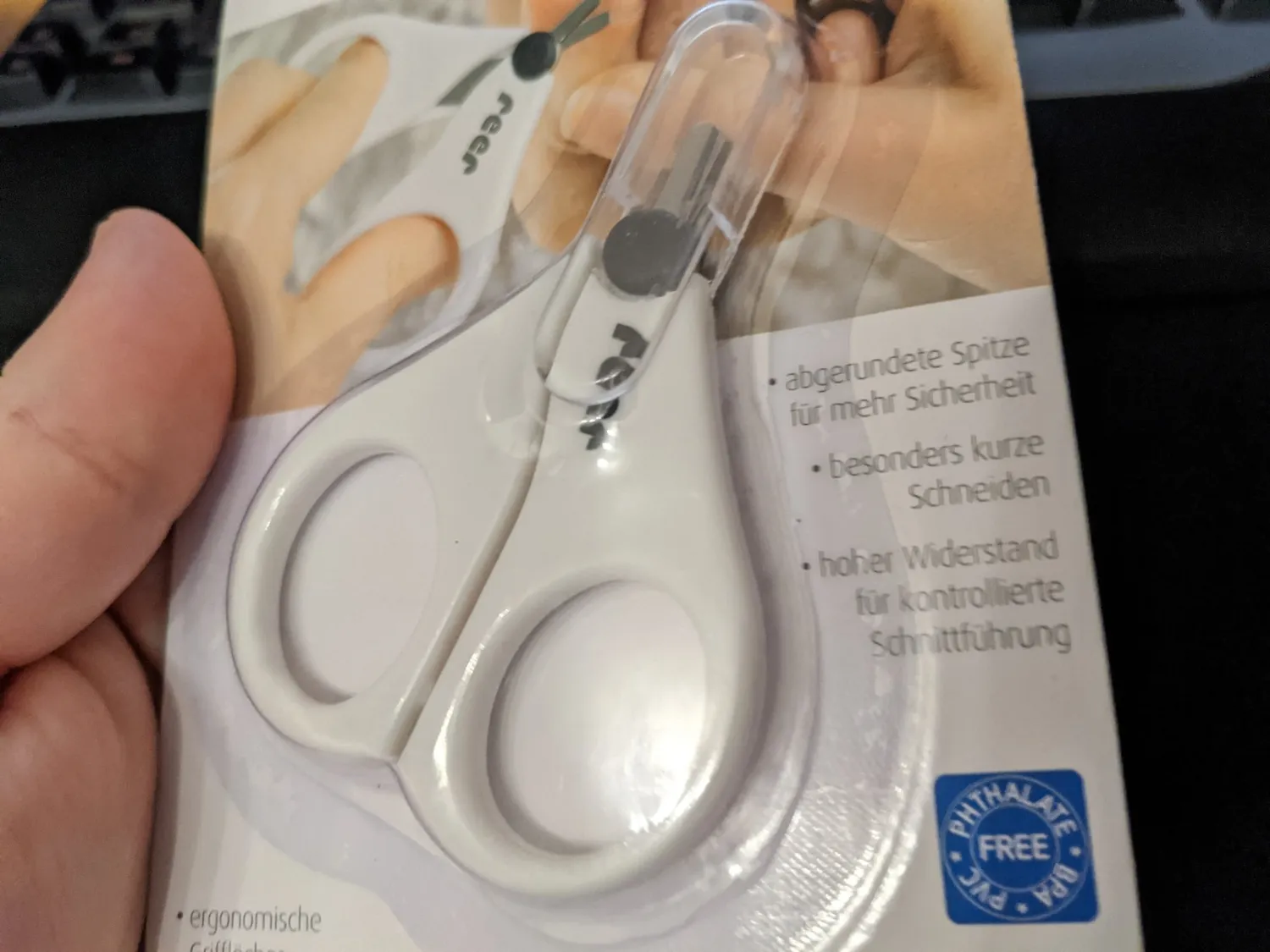 Reer BabyCare 81060 Baby-Nagelschere weiß abgerundet