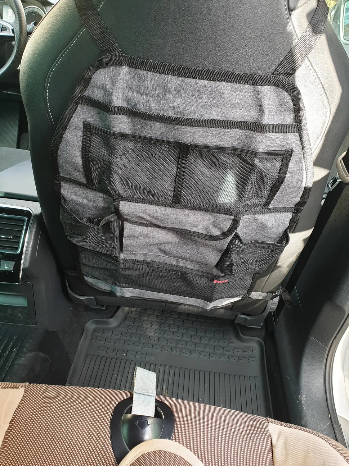 reer TravelKid Tidy Rücksitz-Organizer grau 41x58 cm