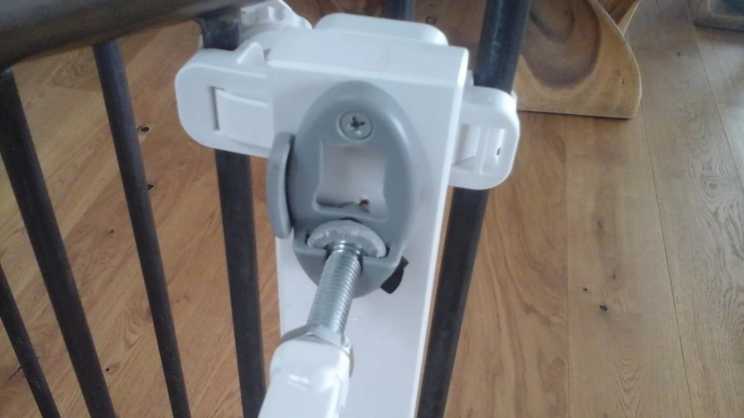 Reer Basic Türgitter zum Schrauben 68-106 cm Metall