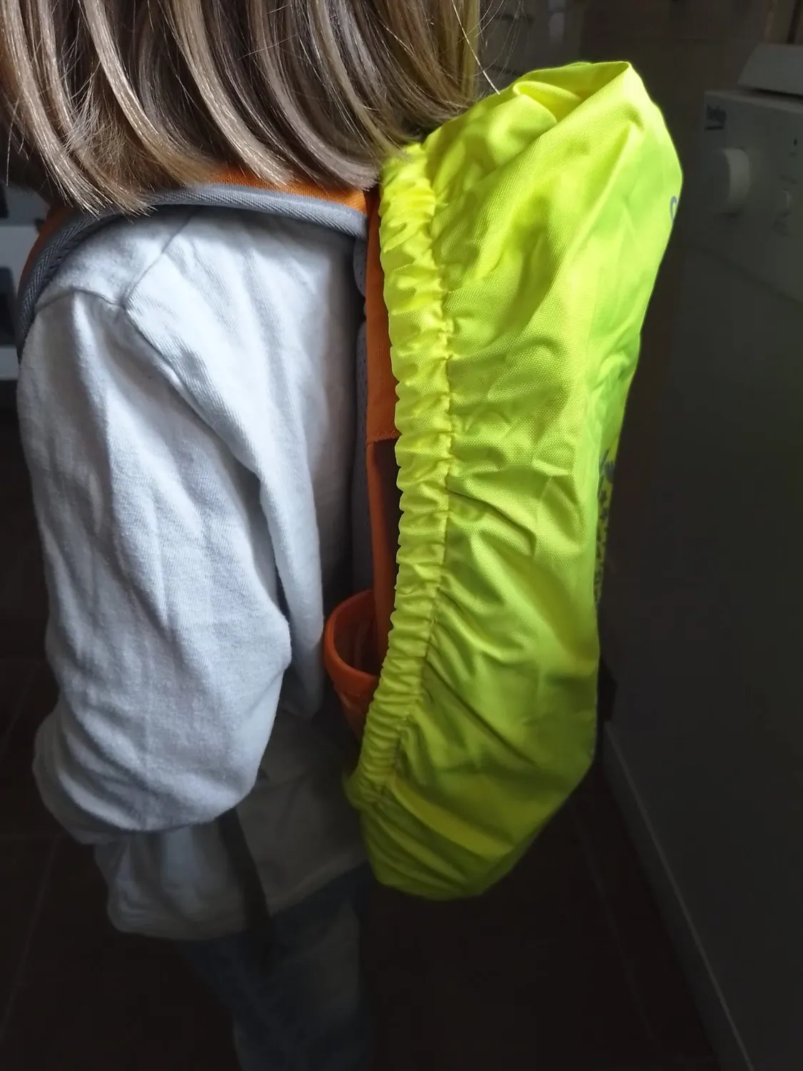 reer MyBuddyGuard Rucksackcover M Regenhülle neongelb