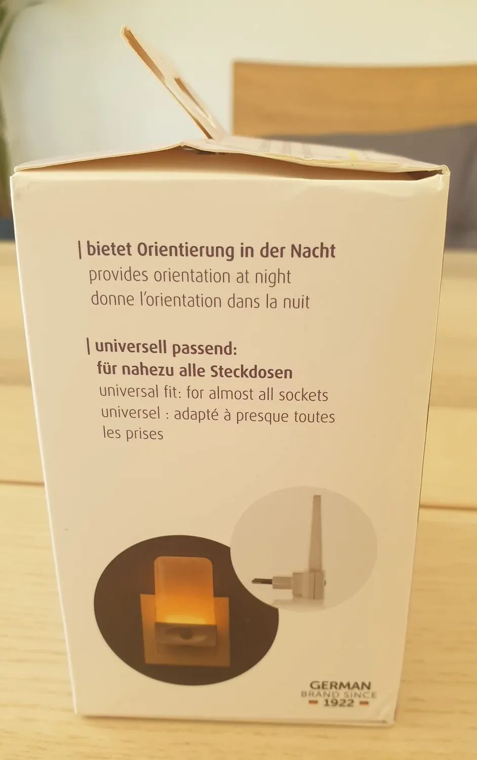 Reer Nachtlicht Bewegungssensor warmweiß Steckdosenlicht