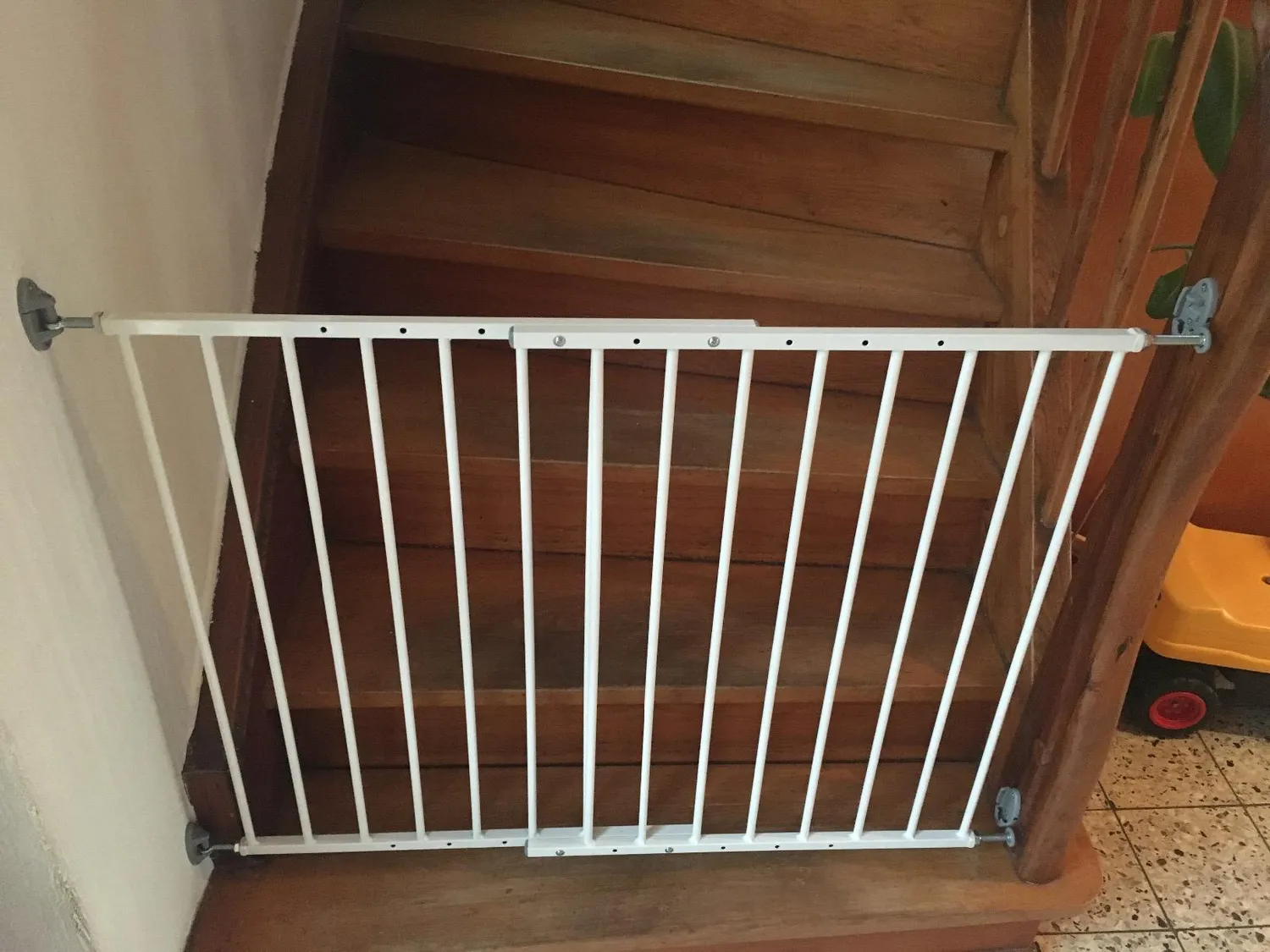 Reer Basic Türgitter zum Schrauben 68-106 cm Metall