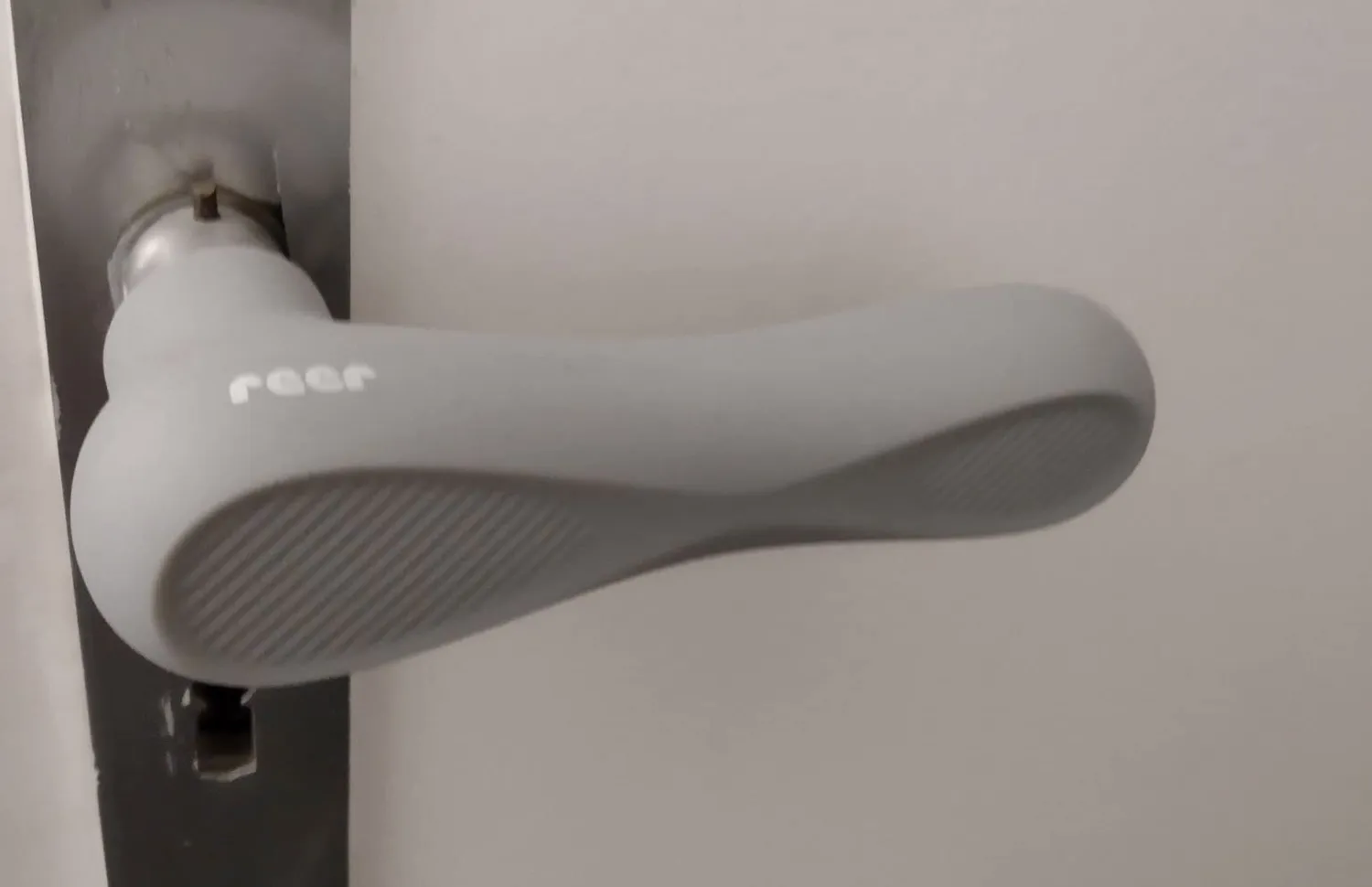 reer HandleGuard Türgriffschutz 4 Stück Silikon Grau