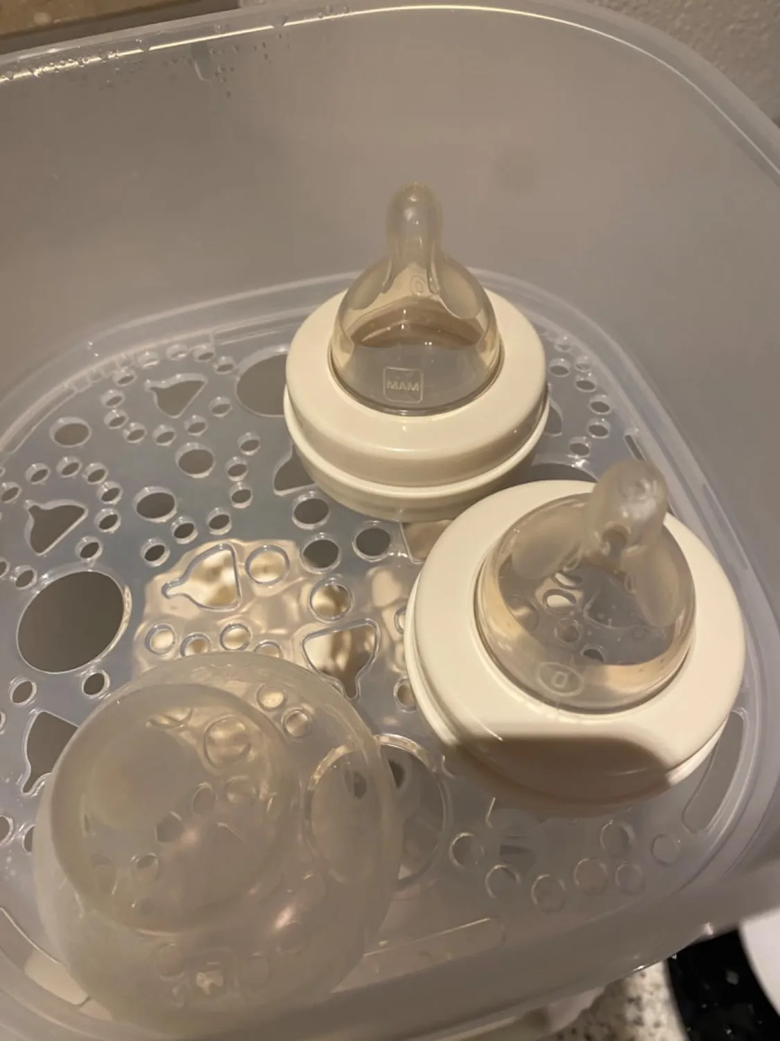 Reer VapoDryS Babyflaschen-Sterilisator Trockner 5 Flaschen