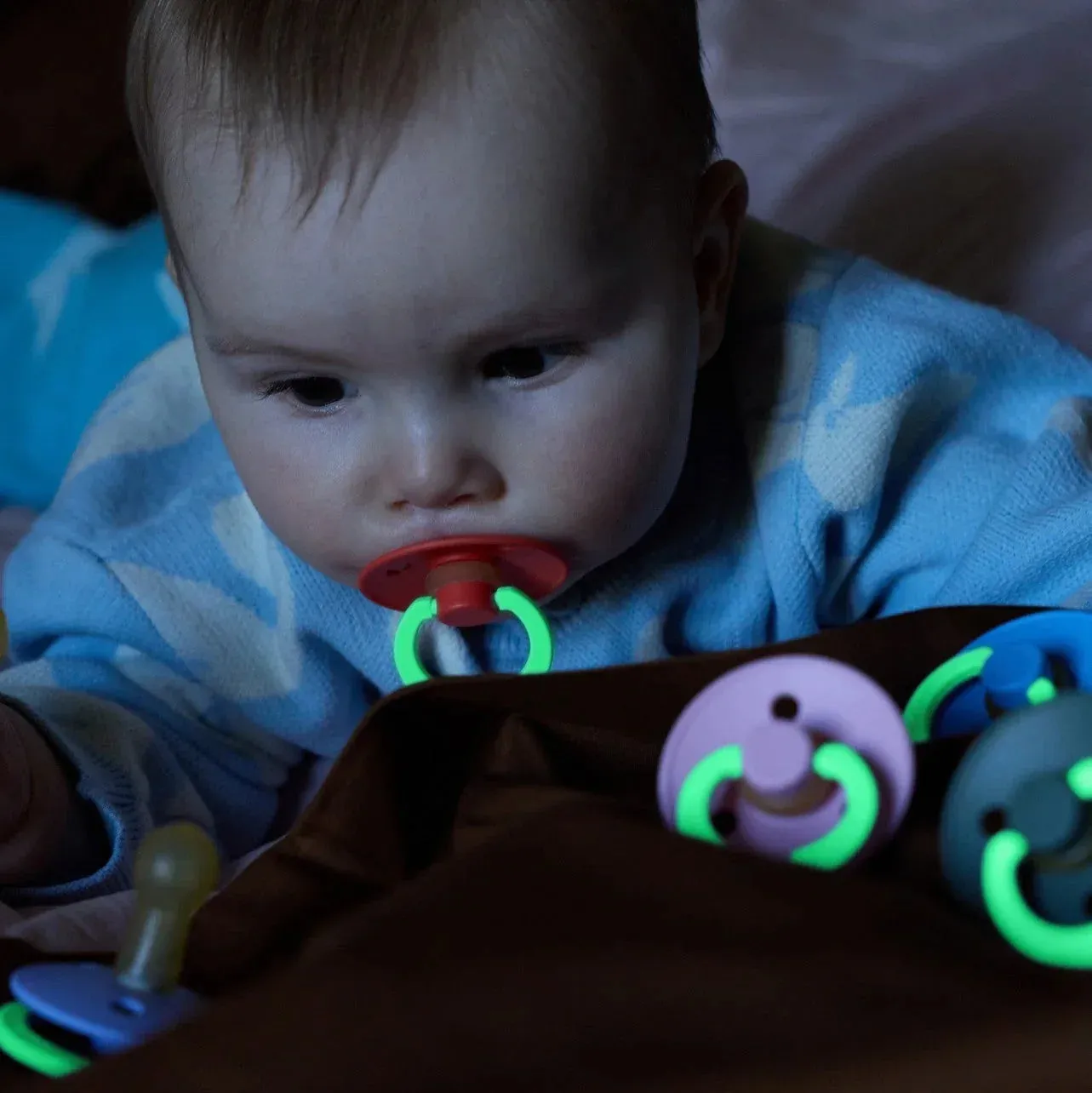BIBS Colour Glow Schnuller Hush Nacht Silikon