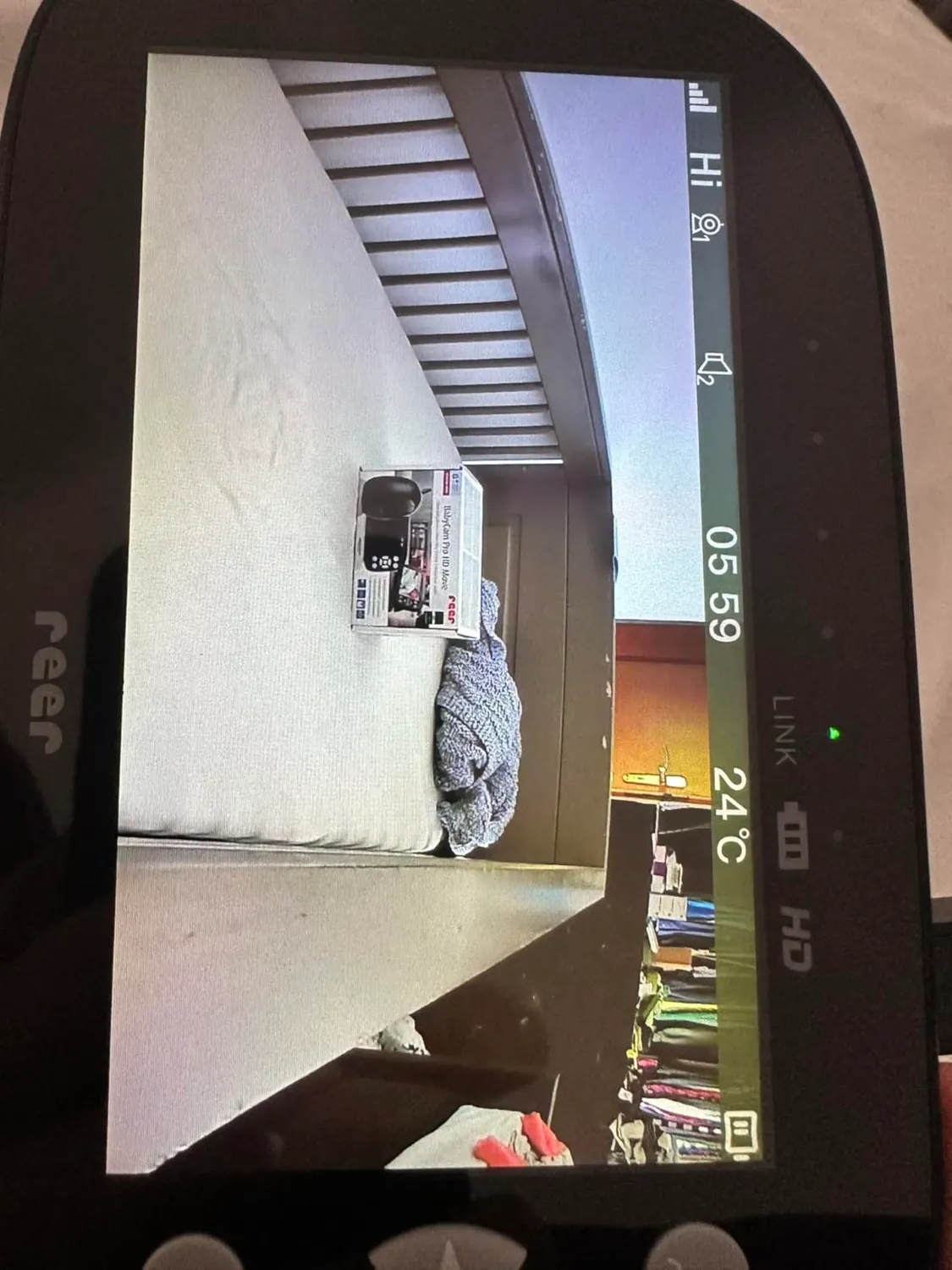 Reer BabyCam Pro HD Move Video-Babyphone 5 Zoll 300 m schwenkbar